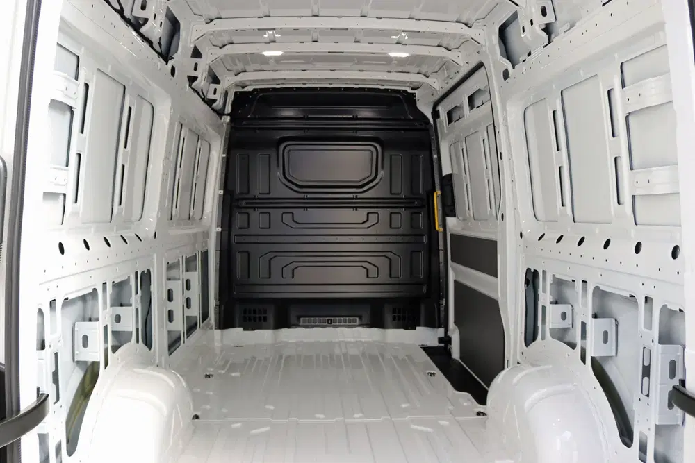 Volkswagen Crafter 35 2.0 Tdi L3H3 140Pk BPM vrij LED Koplam uit 2023, foto 5