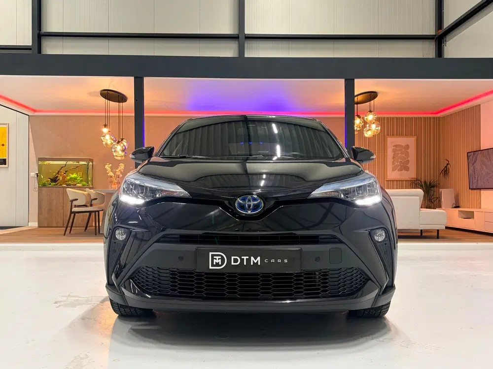 Toyota C-Hr 2.0 Hybrid Dynamic uit 2023, foto 2