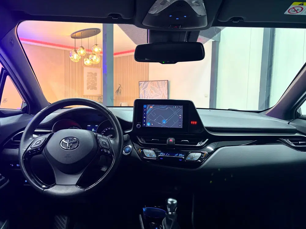 Toyota C-Hr 2.0 Hybrid Dynamic uit 2023, foto 4
