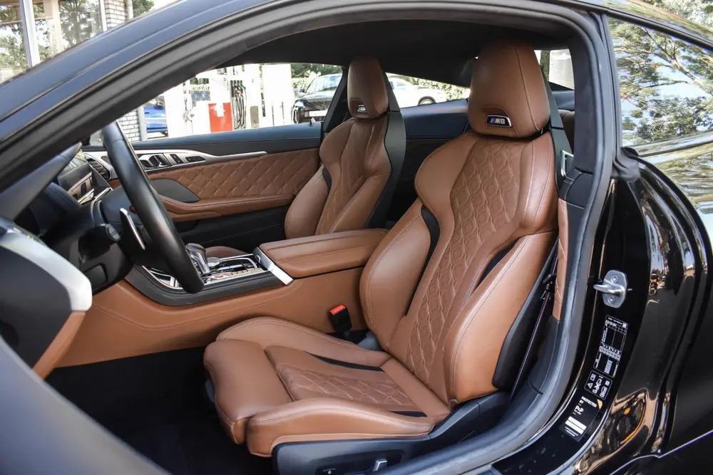 BMW 8-serie M8 Competition Keramisch Zitklima ORG NL A uit 2019, foto 12