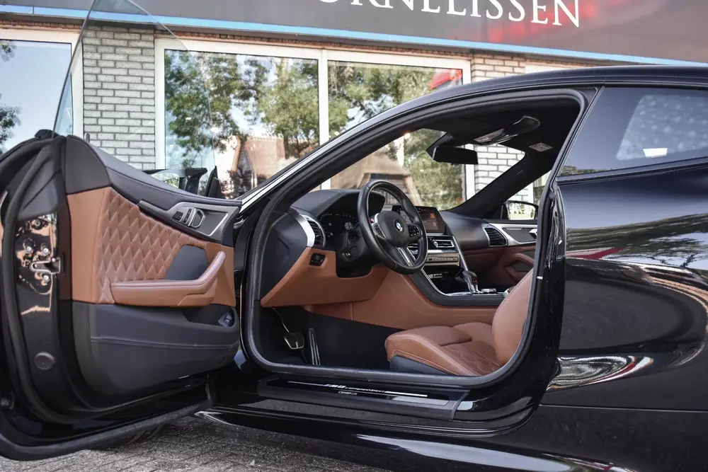 BMW 8-serie M8 Competition Keramisch Zitklima ORG NL A uit 2019, foto 17