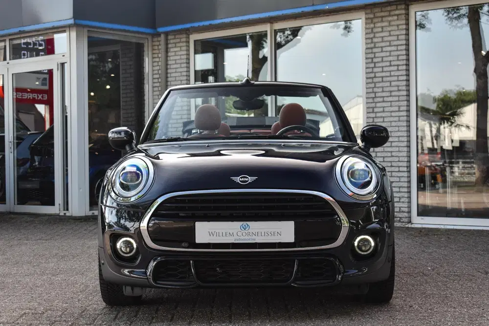 Mini Cabrio 1.5 Cooper Aut. JCW Pack Leder Navi Pro Ap uit 2021, foto 9