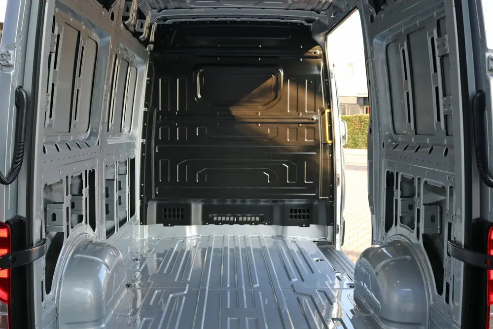 Volkswagen Crafter 35 2.0 Tdi L3H3 177Pk BPM vrij LED Koplam uit 2023, foto 5
