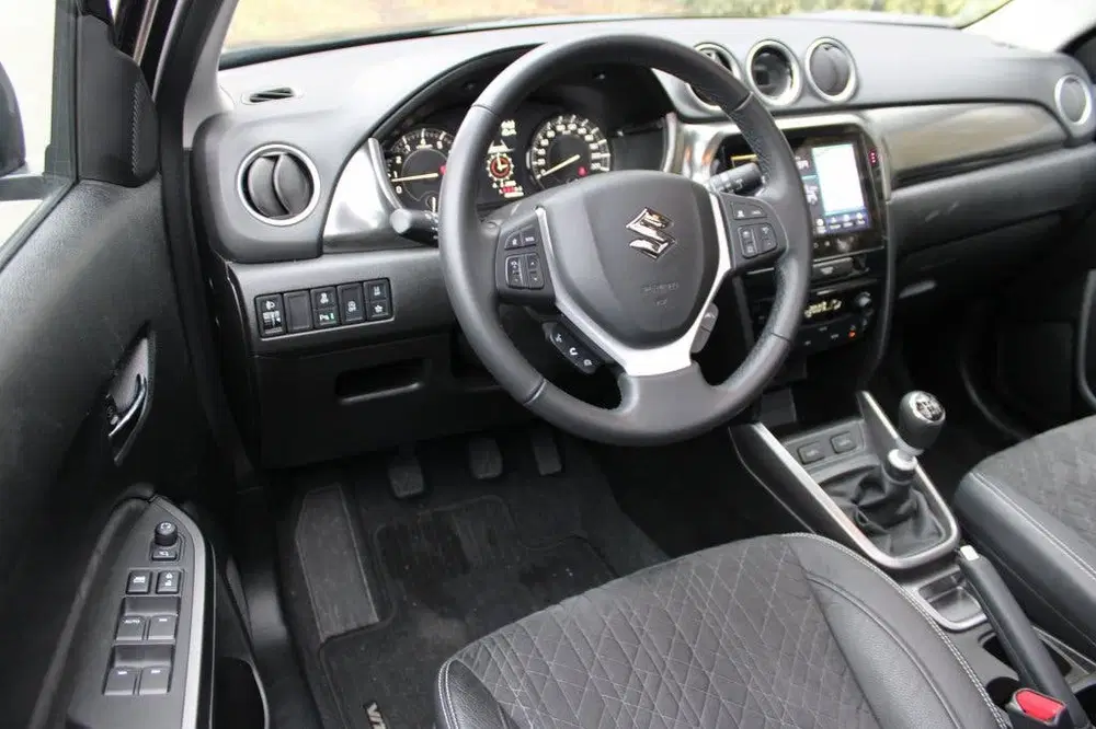 Suzuki Vitara 1.4 Boosterjet Style Smart Hybrid uit 2025, foto 8