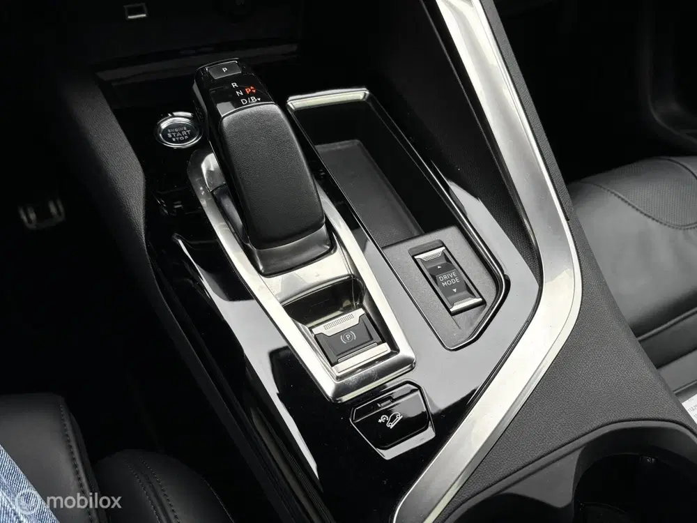 Peugeot 3008 1.6 HYbrid4 300 GT Panodak 19” leder Focal uit 2021, foto 13