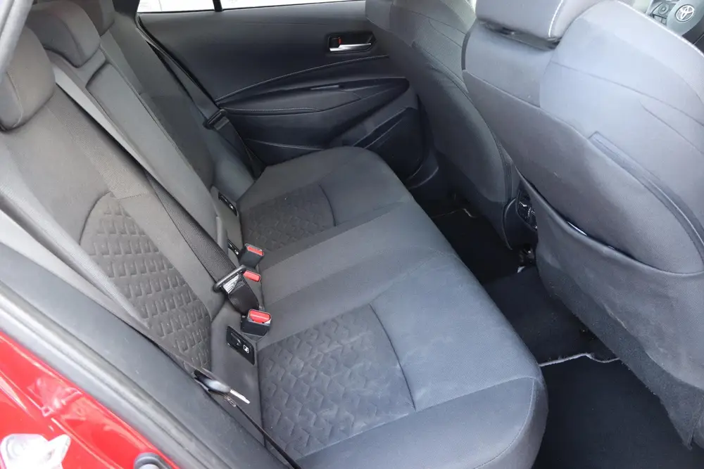 Toyota Corolla 1.8 Hybrid Executive Navigatie uit 2019, foto 14