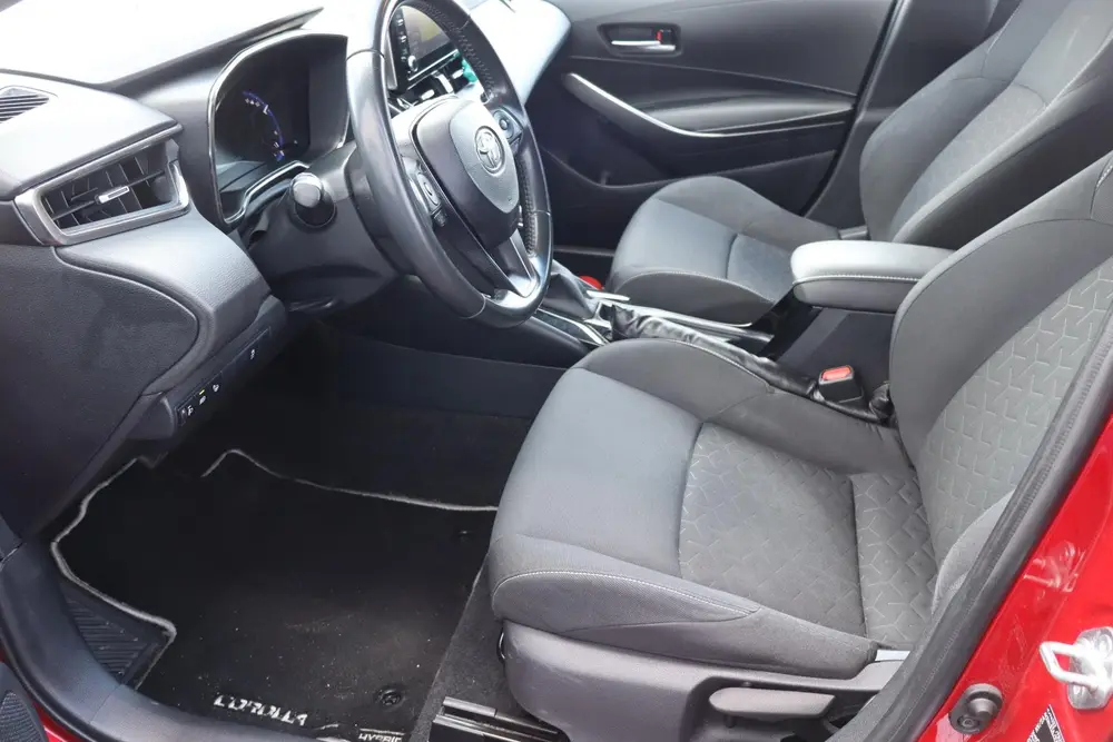 Toyota Corolla 1.8 Hybrid Executive Navigatie uit 2019, foto 17