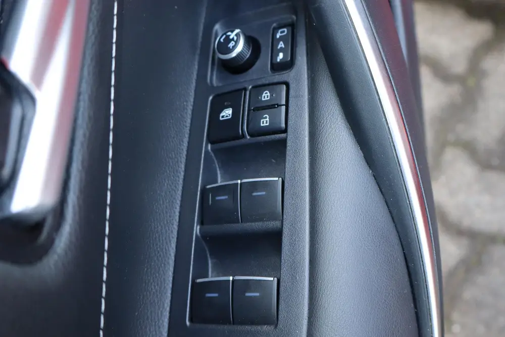 Toyota Corolla 1.8 Hybrid Executive Navigatie uit 2019, foto 19