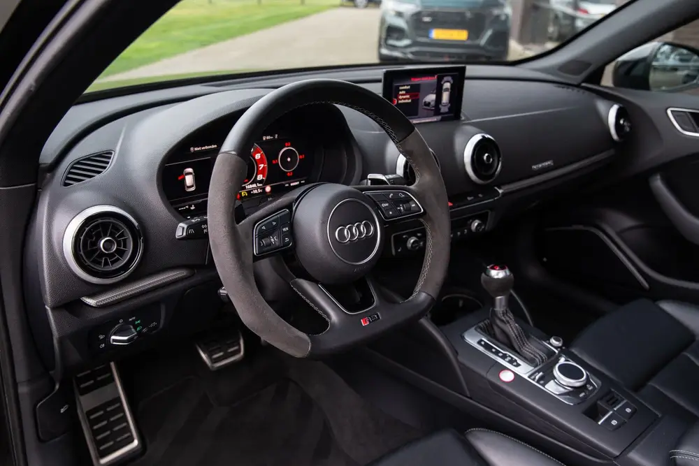 Audi RS3 2.5 TFSI RS 3 quattro uit 2019, foto 5