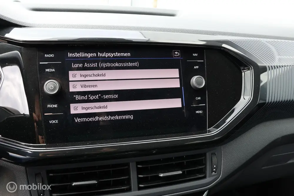 Volkswagen T-Cross 1.0 TSI Style I Camera I Trekhaak I Navig uit 2019, foto 13