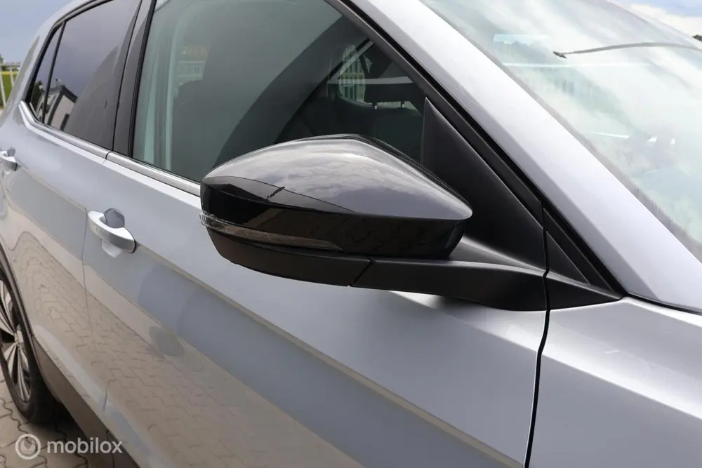 Volkswagen T-Cross 1.0 TSI Style I Camera I Trekhaak I Navig uit 2019, foto 20