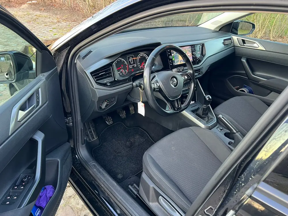 Volkswagen Polo 1.0 TSI 95pk 2019 Zwart uit 2019, foto 13