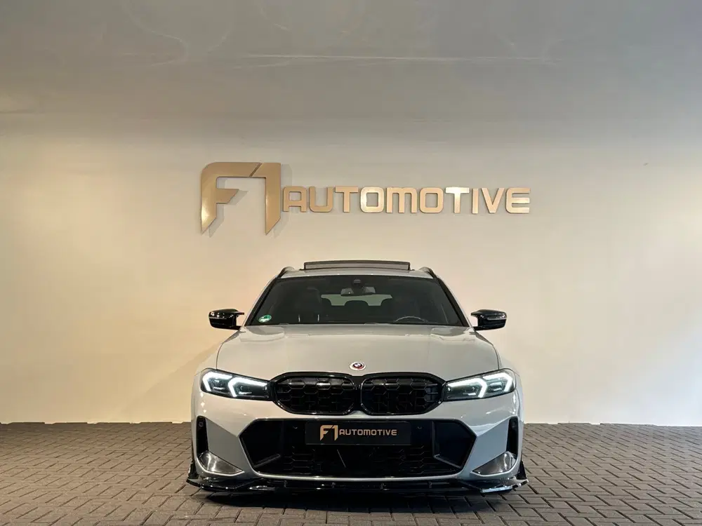 BMW 3-serie 330e Touring Pano uit 2023, foto 2