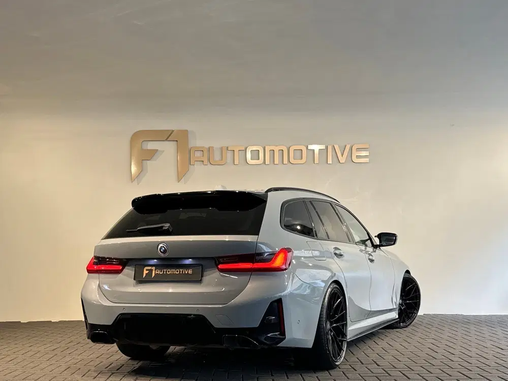 BMW 3-serie 330e Touring Pano uit 2023, foto 6