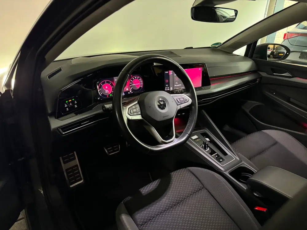 Volkswagen Golf 2.0 TDI R-Line Pano|Camera|Stoelverwarming|S uit 2022, foto 8