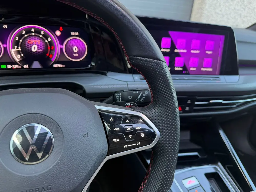 Volkswagen Golf 2.0 GTI Clubsport Matrix/H&K//Pano uit 2022, foto 11