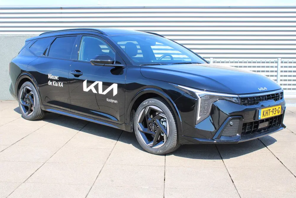 Kia K4 1.0 T-GDi MHEV GT-Line Launch Edition Pan uit 2026, foto 2