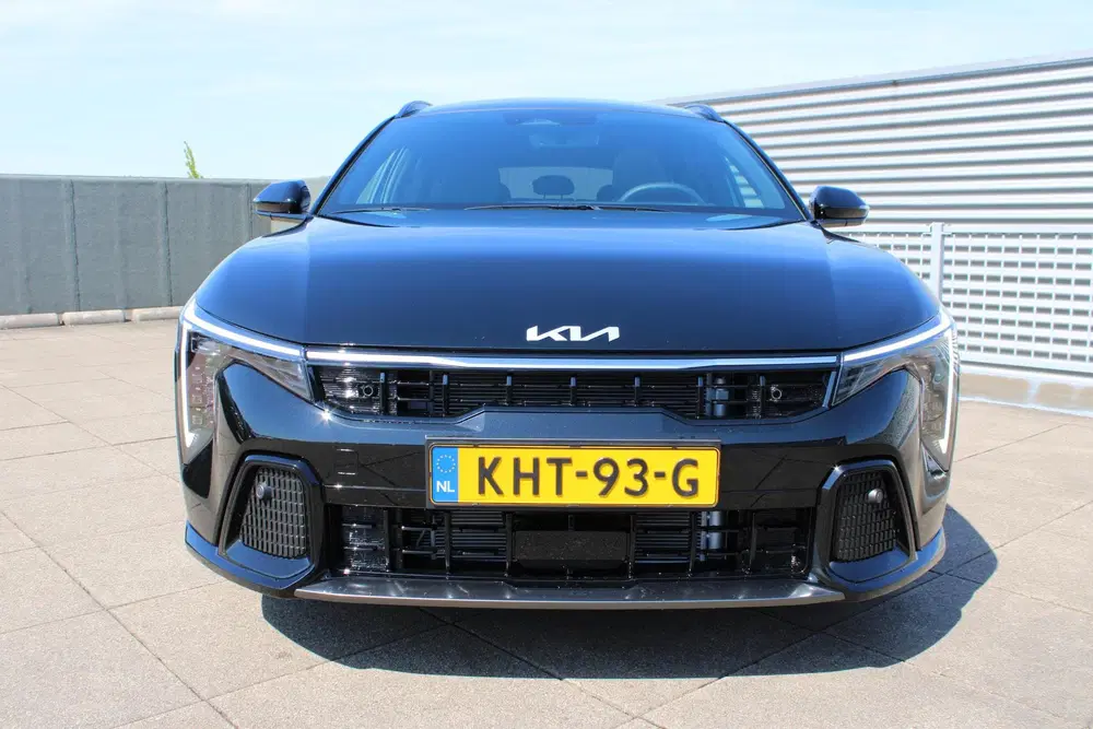 Kia K4 1.0 T-GDi MHEV GT-Line Launch Edition Pan uit 2026, foto 3