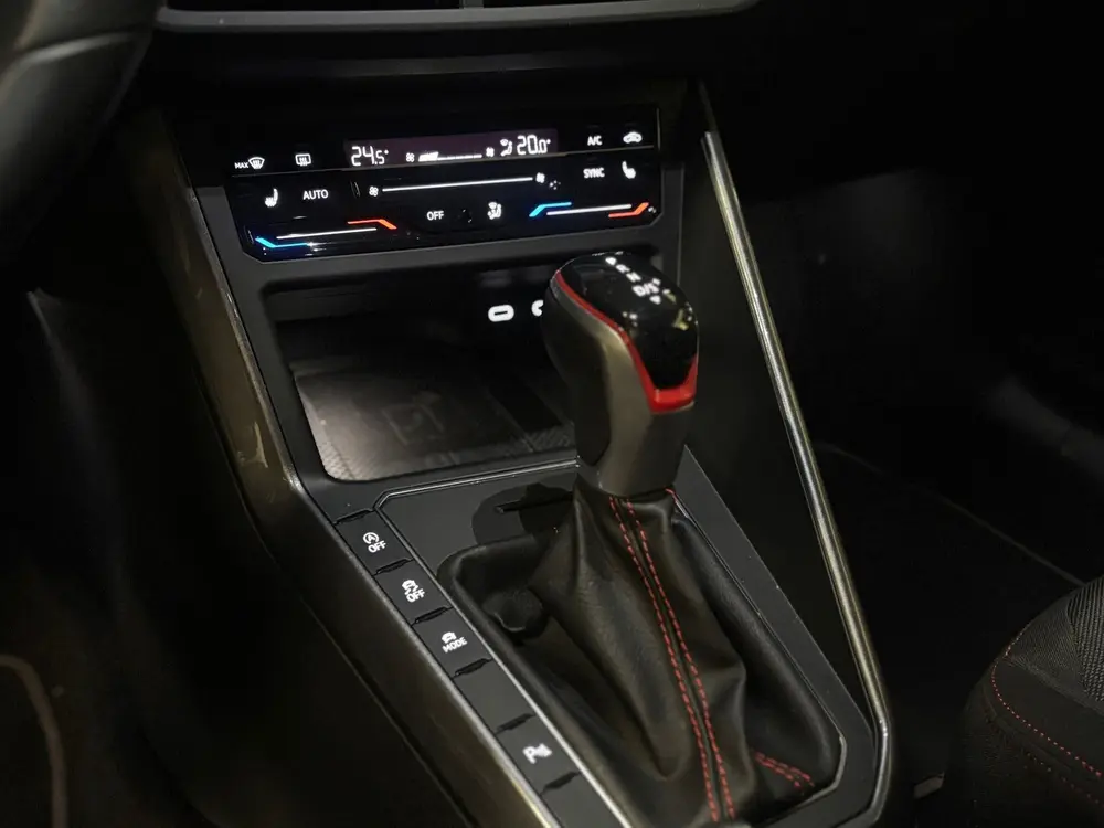 Volkswagen POLO 2.0 TSI GTI IQ-light|Ledbar|CarPlay|LaneAssi uit 2022, foto 19