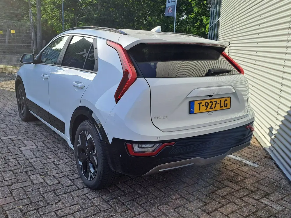 Kia Niro ExecutiveLine 64.8 kWh uit 2023, foto 3