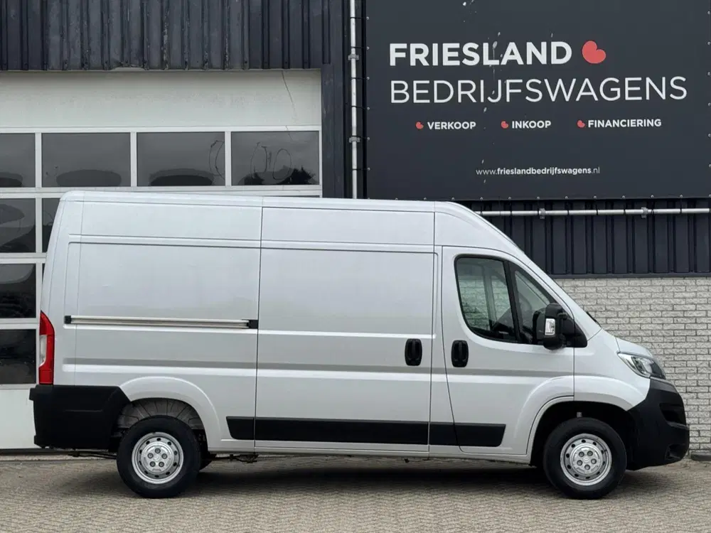 Citroën Jumper Citroen Jumper 30 2.2 BlueHDi 140pk L2H2 C uit 2020, foto 2