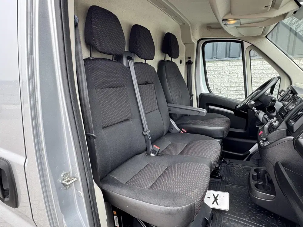 Citroën Jumper Citroen Jumper 30 2.2 BlueHDi 140pk L2H2 C uit 2020, foto 8