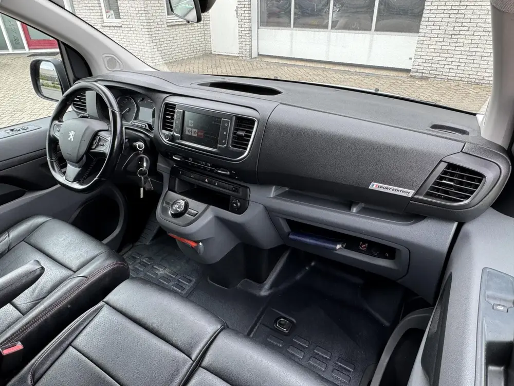 Peugeot Expert Expert 227S 2.0 180pk Premium Pack Sport C uit 2019, foto 12