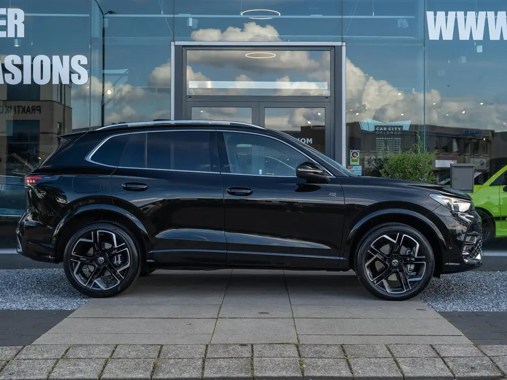 Volkswagen Tiguan 1.5 eHybrid 272PK R-Line Business | Massag uit 2025, foto 2