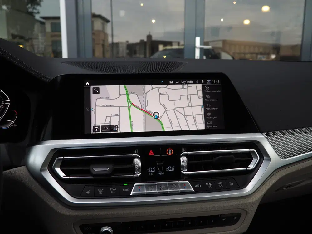 BMW 4-serie 420i High Exec uit 2022, foto 17