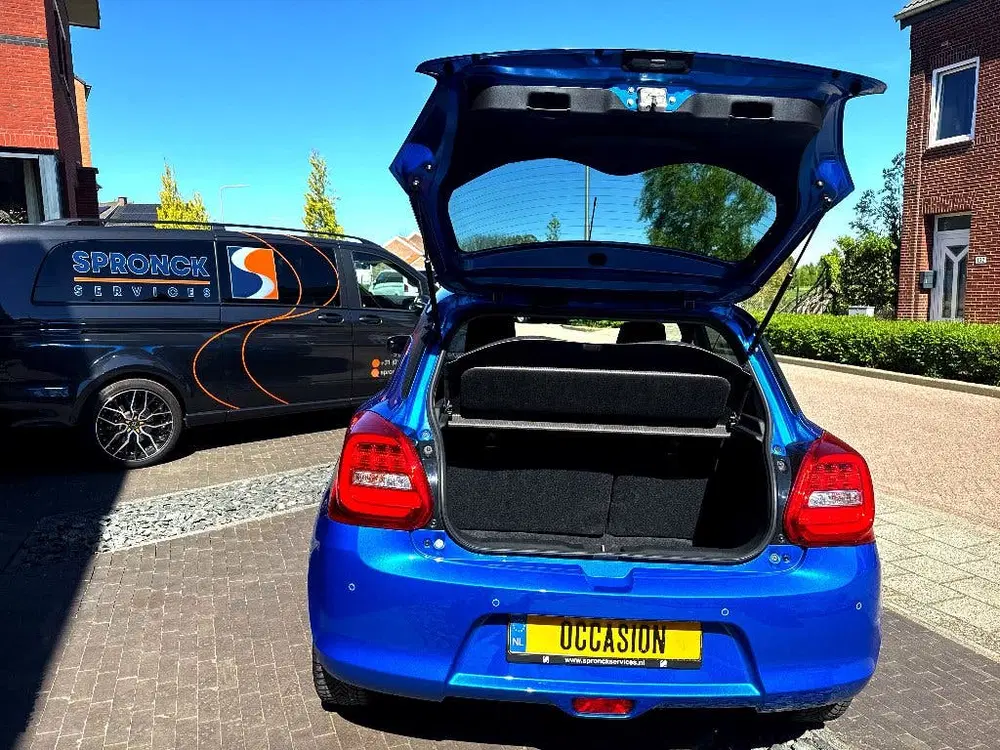 Suzuki Swift 1.2 AUTOM Smart Hybride Comfort uit 2024, foto 10