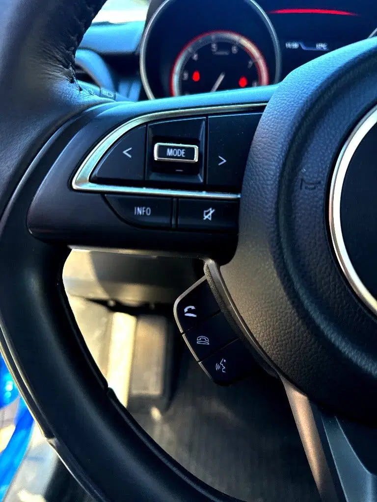 Suzuki Swift 1.2 AUTOM Smart Hybride Comfort uit 2024, foto 15