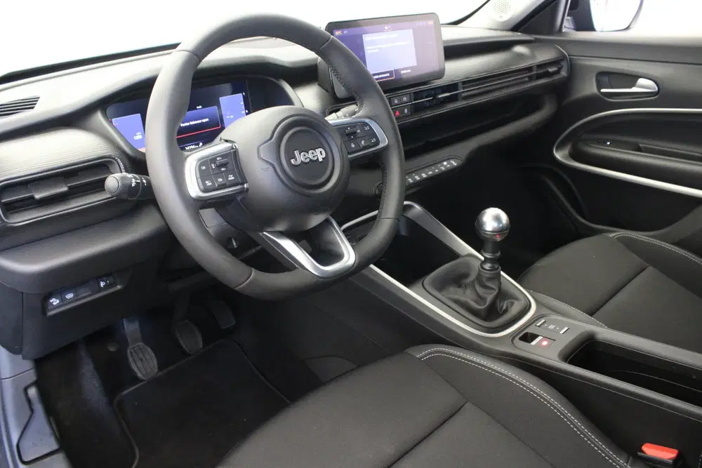 Jeep Avenger 1.2 Altitude (bj 2024) uit 2024, foto 10