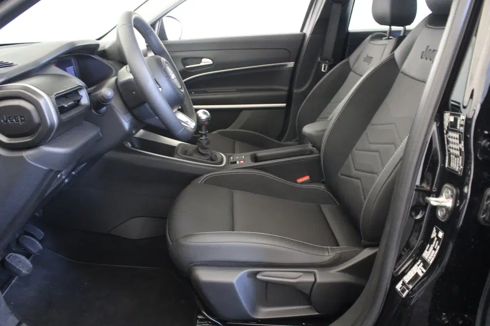 Jeep Avenger 1.2 Altitude (bj 2024) uit 2024, foto 8