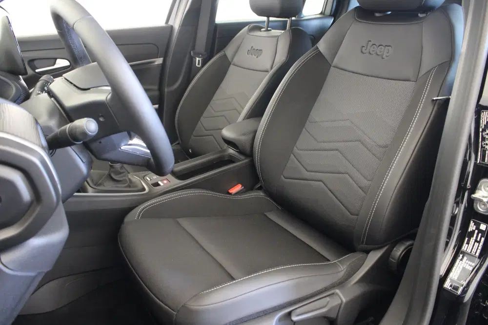 Jeep Avenger 1.2 Altitude (bj 2024) uit 2024, foto 9