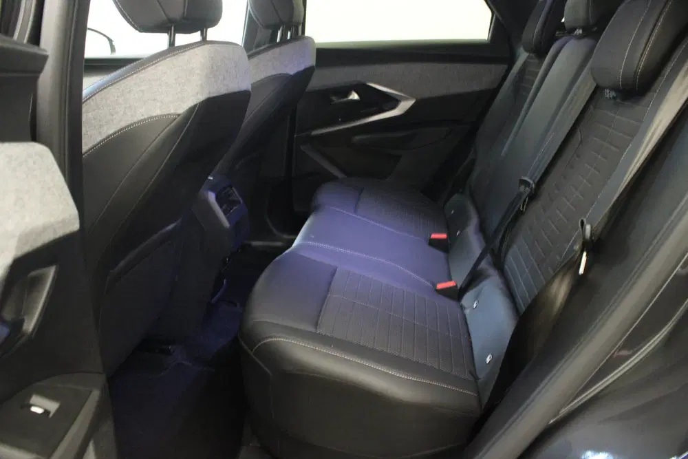 Peugeot 3008 1.2 Hybrid 136 Allure uit 2024, foto 12