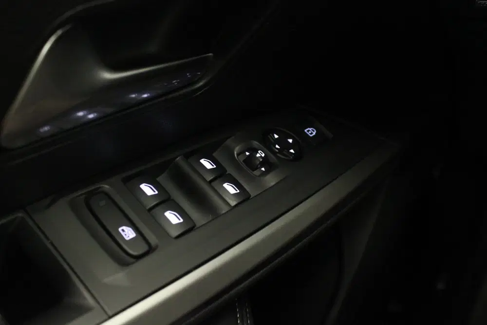 Peugeot 3008 1.2 Hybrid 136 Allure uit 2024, foto 18
