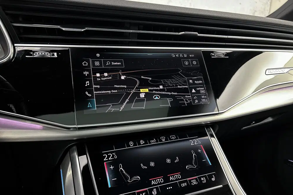 Audi Q7 4.0 TDI SQ7 quattro uit 2020, foto 11