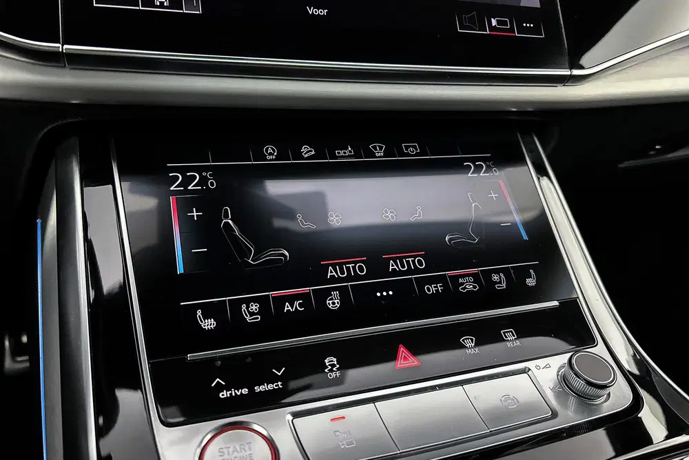 Audi Q7 4.0 TDI SQ7 quattro uit 2020, foto 14