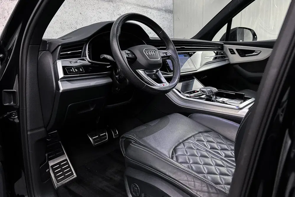 Audi Q7 4.0 TDI SQ7 quattro uit 2020, foto 20