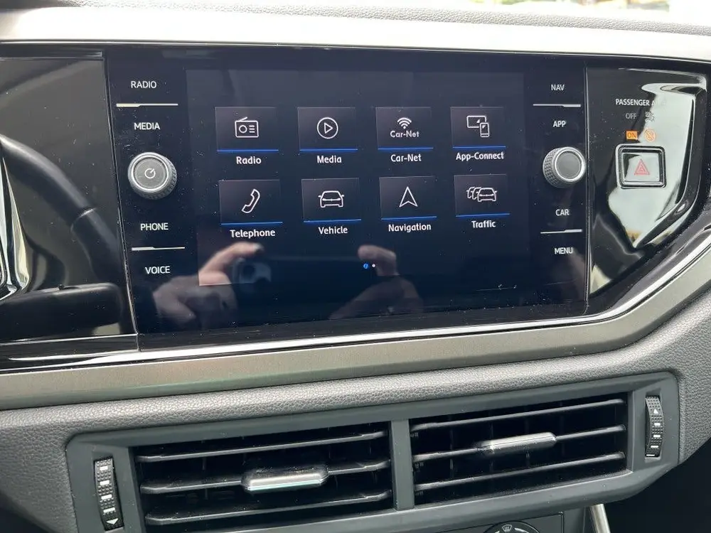 Volkswagen Polo 1.0 TSI AUTOMAAT NAVI ZWART (bj 2020) uit 2020, foto 17