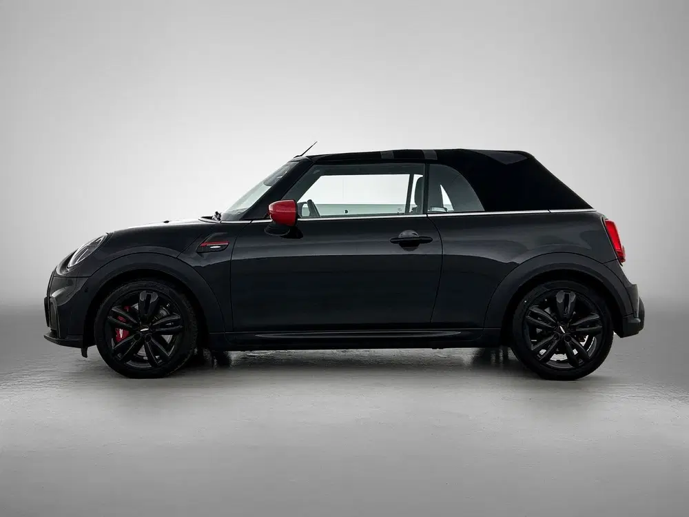 Mini Cabrio 2.0 John Cooper Works JCW Pack uit 2023, foto 2