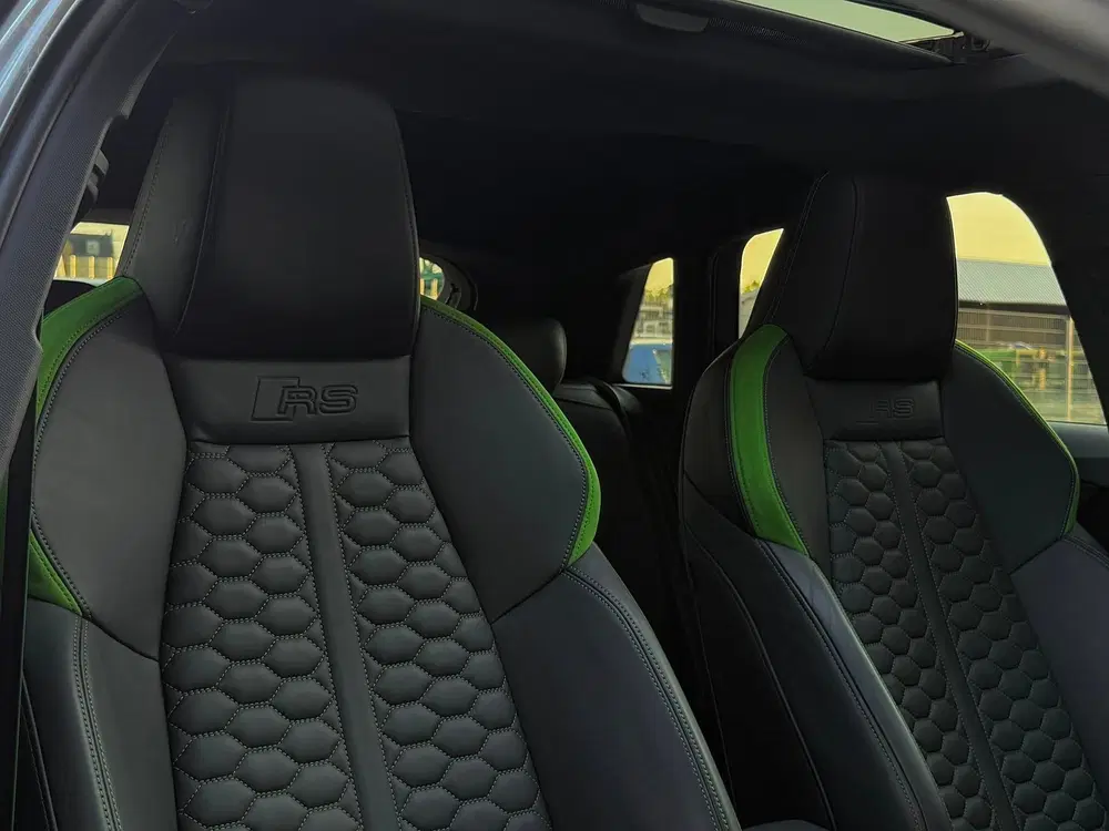 Audi A3 2.5 TFSI RS3 Quattro uit 2023, foto 13