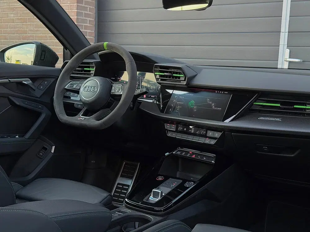 Audi A3 2.5 TFSI RS3 Quattro uit 2023, foto 15