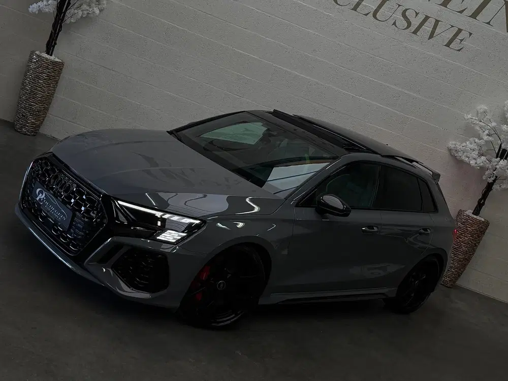 Audi A3 2.5 TFSI RS3 Quattro uit 2023, foto 2