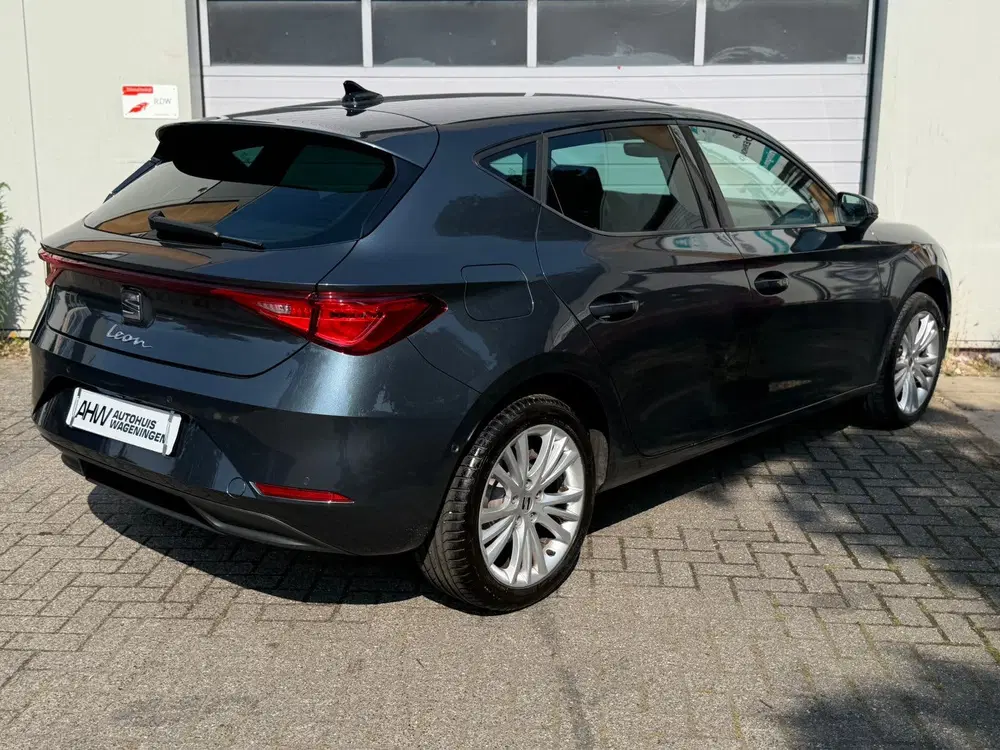 SEAT Leon uit 2024, foto 9