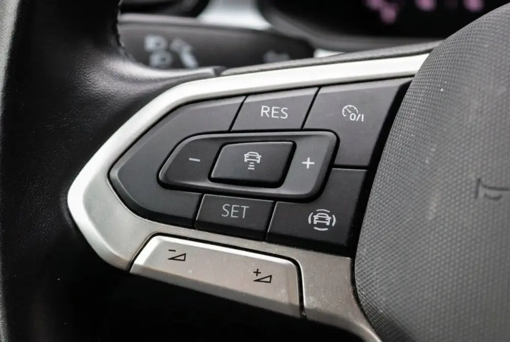 Volkswagen T-Roc 1.0 TSI Life Plus 110PK | Adaptive Cruise | uit 2022, foto 19