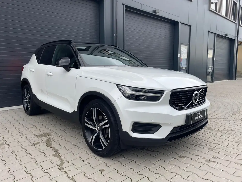 Volvo XC40 1.5 T3 R-Design PANO CAMERA LED KEYLESS uit 2019, foto 12