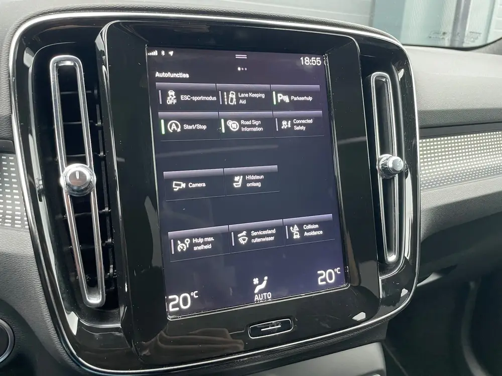 Volvo XC40 1.5 T3 R-Design PANO CAMERA LED KEYLESS uit 2019, foto 15