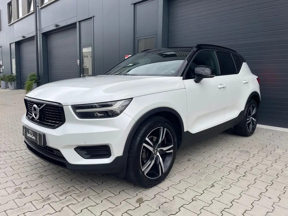 Volvo XC40 1.5 T3 R-Design PANO CAMERA LED KEYLESS uit 2019, foto 19