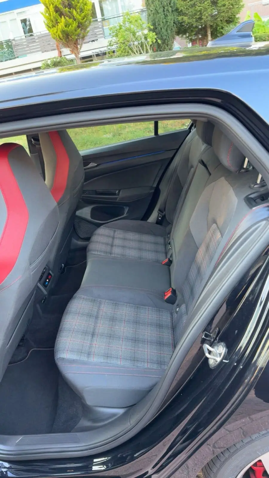 Volkswagen Golf 2.0 TSI 245pk 7-DSG 2020 Zwart uit 2020, foto 7